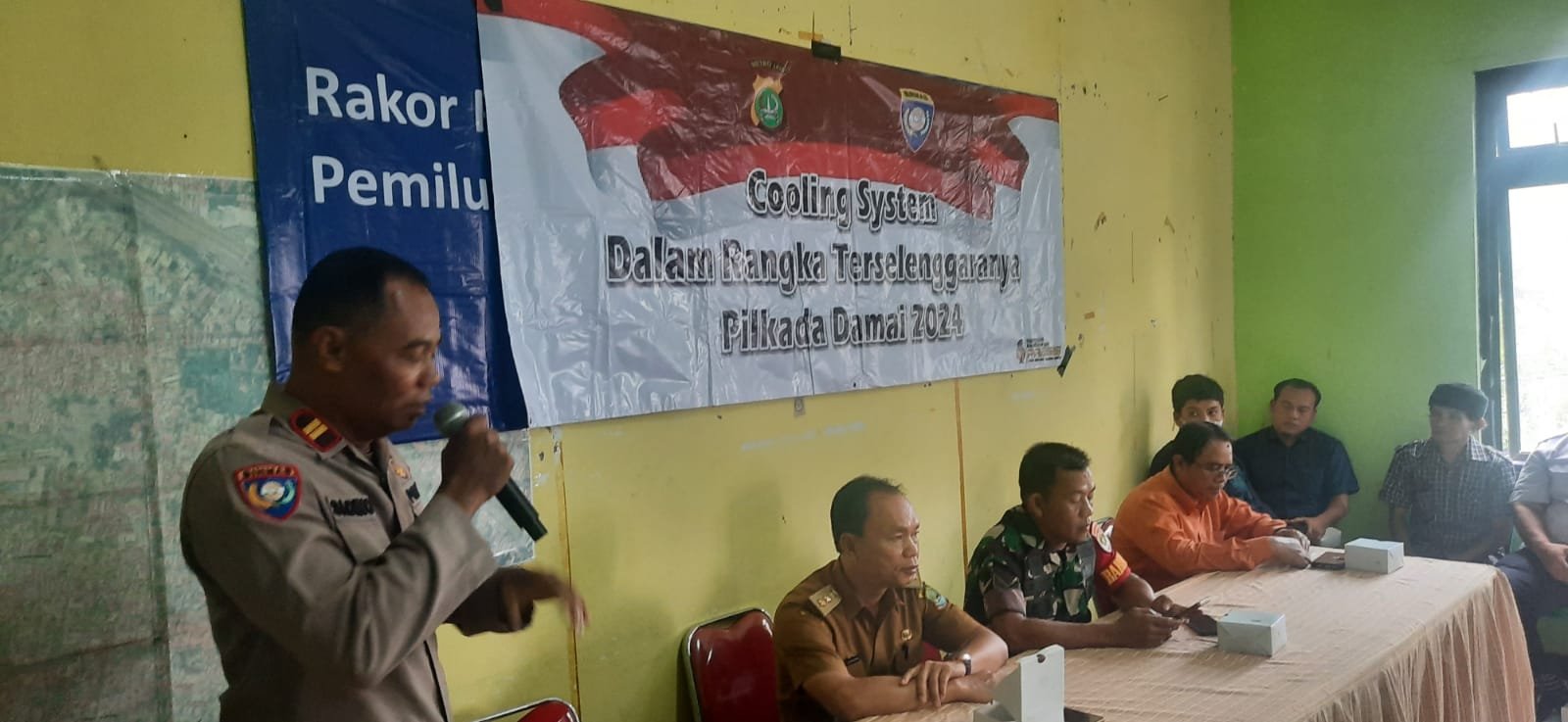 Polsek Bekasi Selatan Gelar Cooling System Jelang Pilkada 2024 di Margajaya