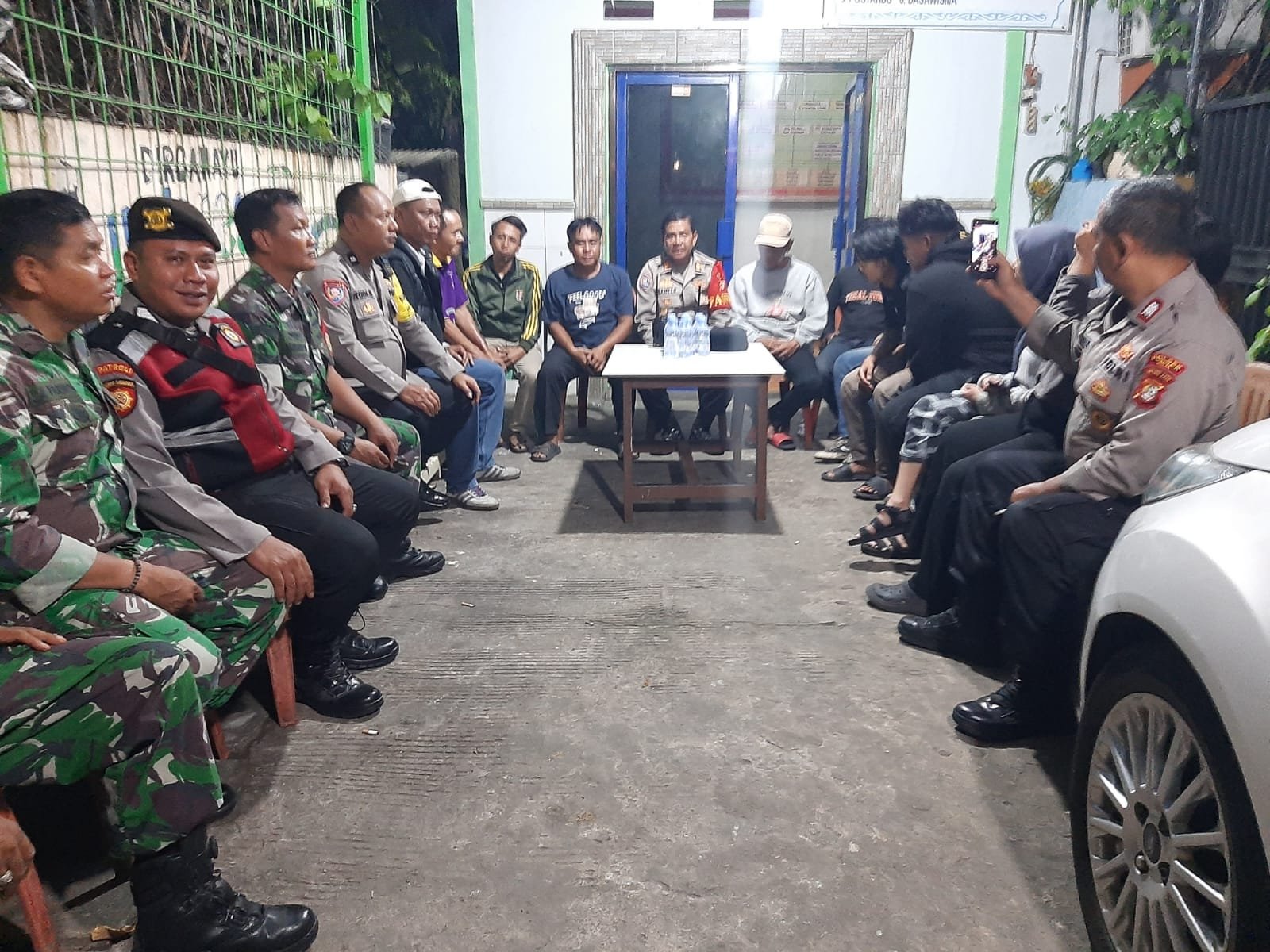 Kanit Binmas Polsek Koja Gelar Sambang Warga untuk Jaga Kondusivitas Wilayah