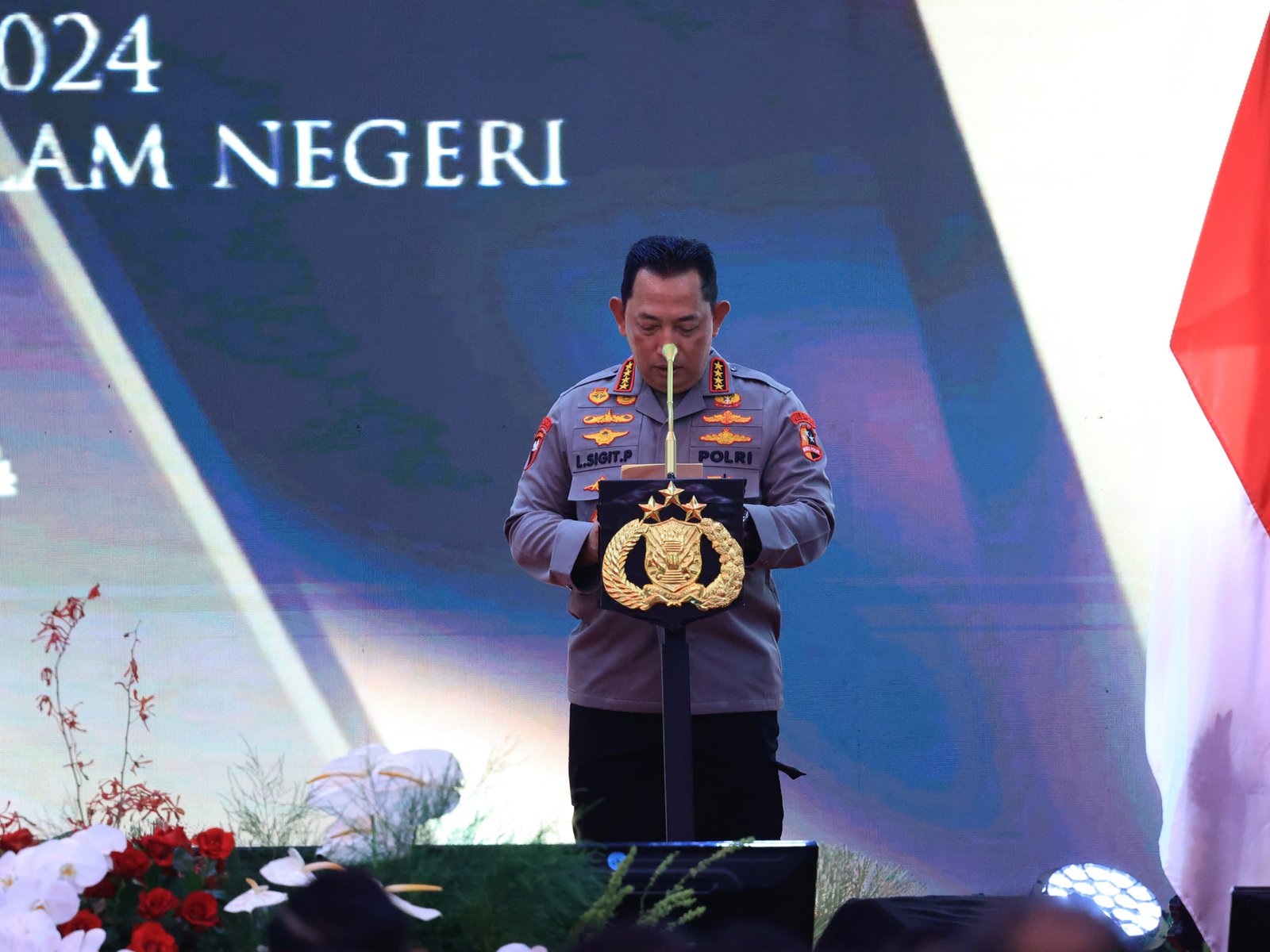 Kapolri Laporkan Hasil Pemberantasan Judi Online dan Narkoba kepada Presiden Prabowo