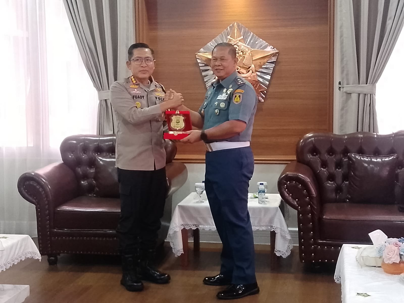 Sinergi Kuat TNI-POLRI: Kapolres Metro Jakarta Utara Bersilaturahmi Ke Markas Puspomal