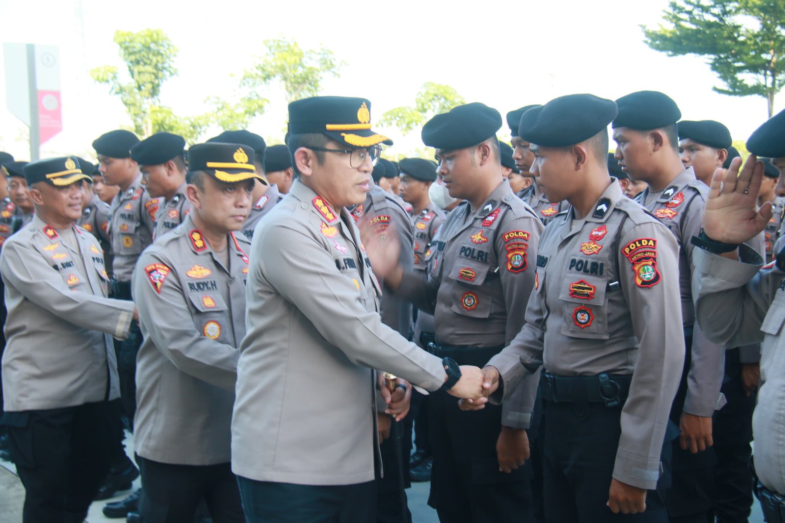 Kapolres Metro Jakarta Utara Pimpin Pengamanan Pertandingan Liga 1 BRI 2025 di JIS