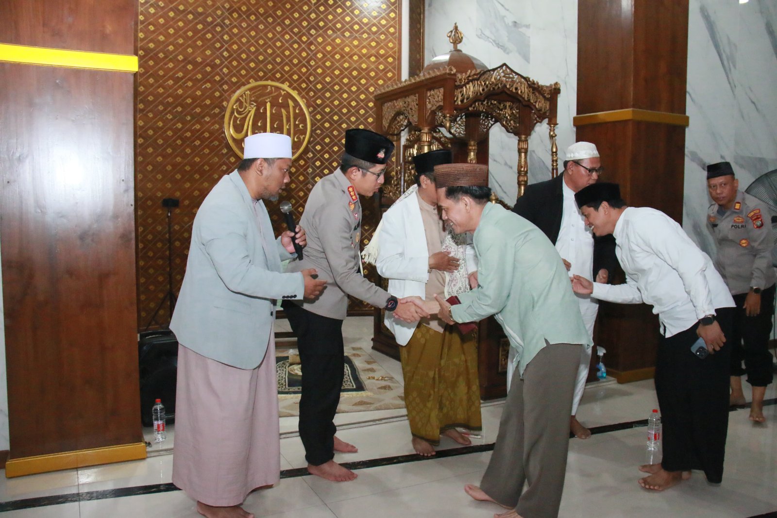 Kapolres Metro Jakarta Utara Gelar Subuh Keliling, Ajak Warga Jaga Kamtibmas