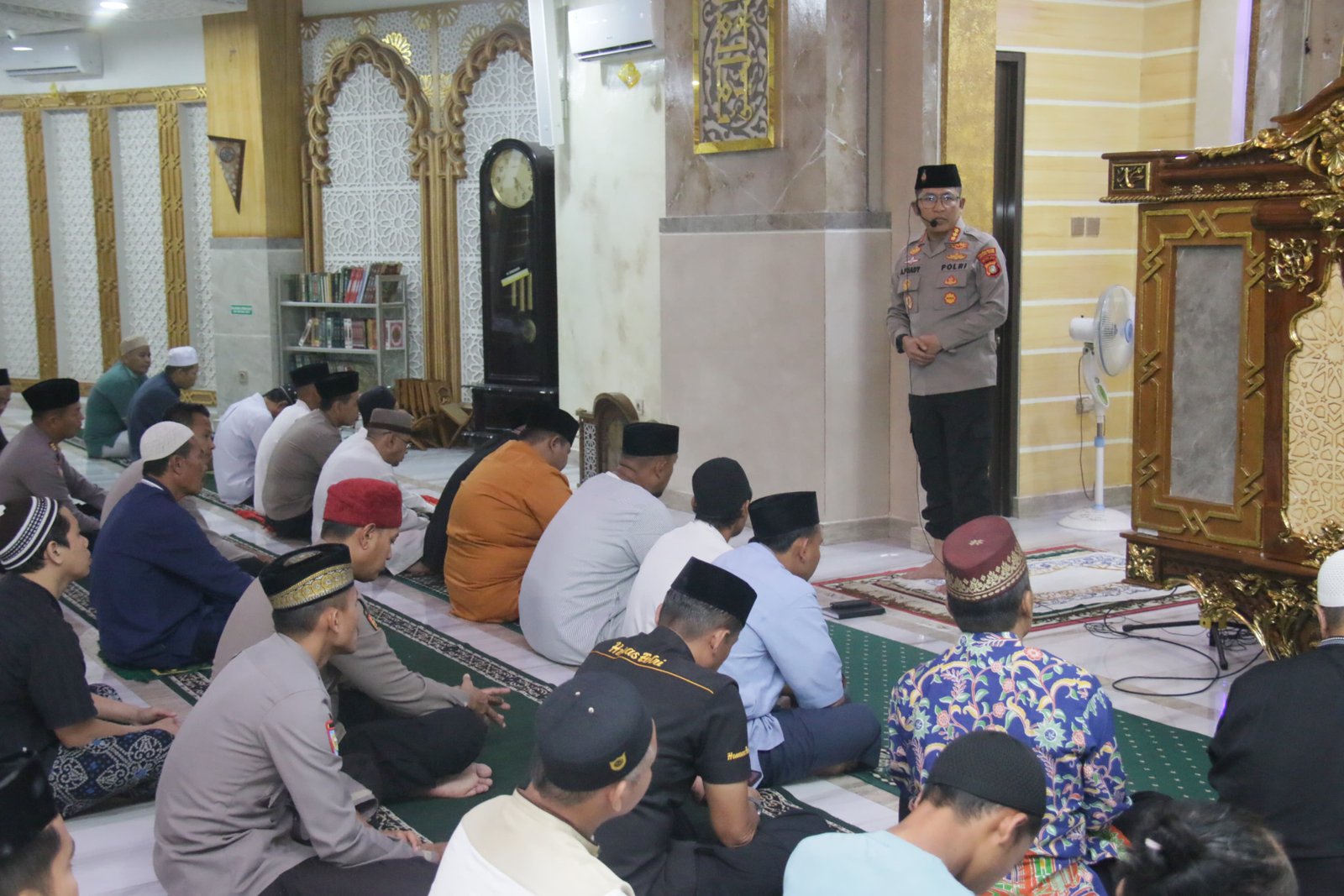 Sholat Subuh Berjamaah Bersama Kapolres Metro Jakarta Utara