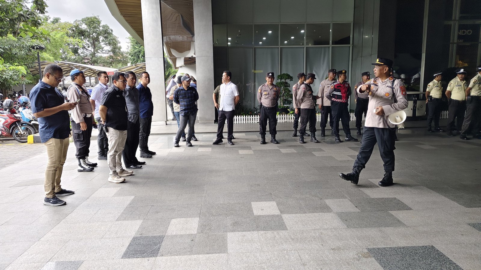 Apel Pengamanan Antisipasi Aksi Unjuk Rasa di Pelindo Tower