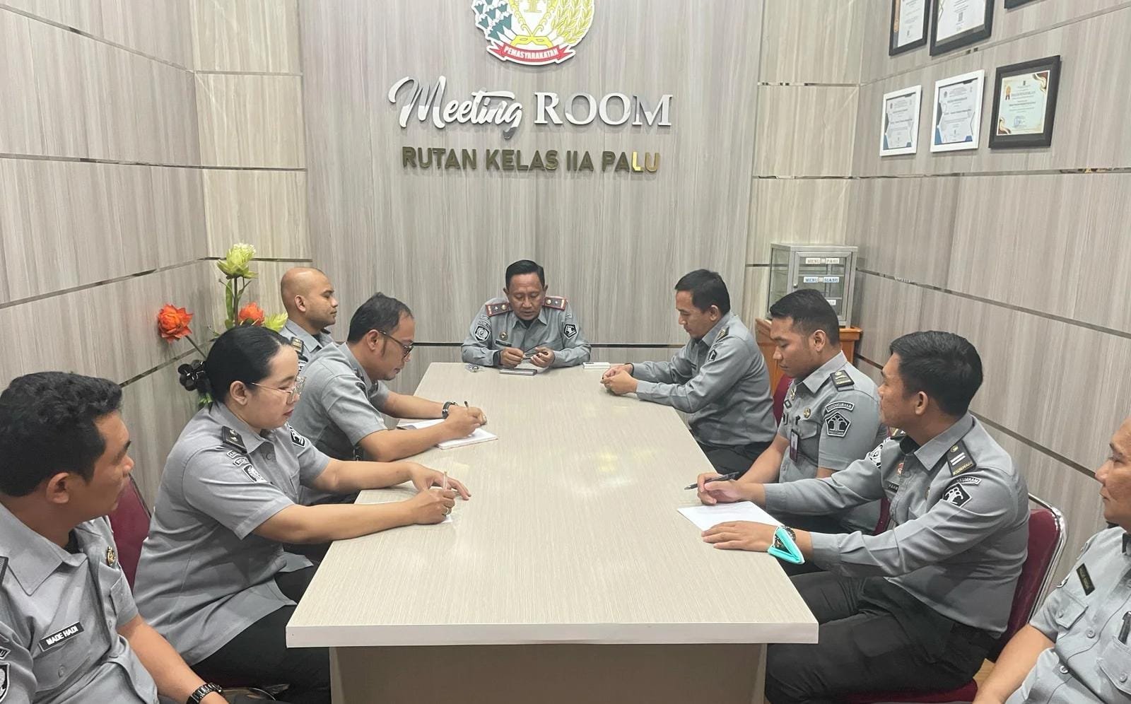 Rutan Kelas IIA Palu Gelar Briefing: Fokus Efisiensi Anggaran dan Persiapan Ramadan